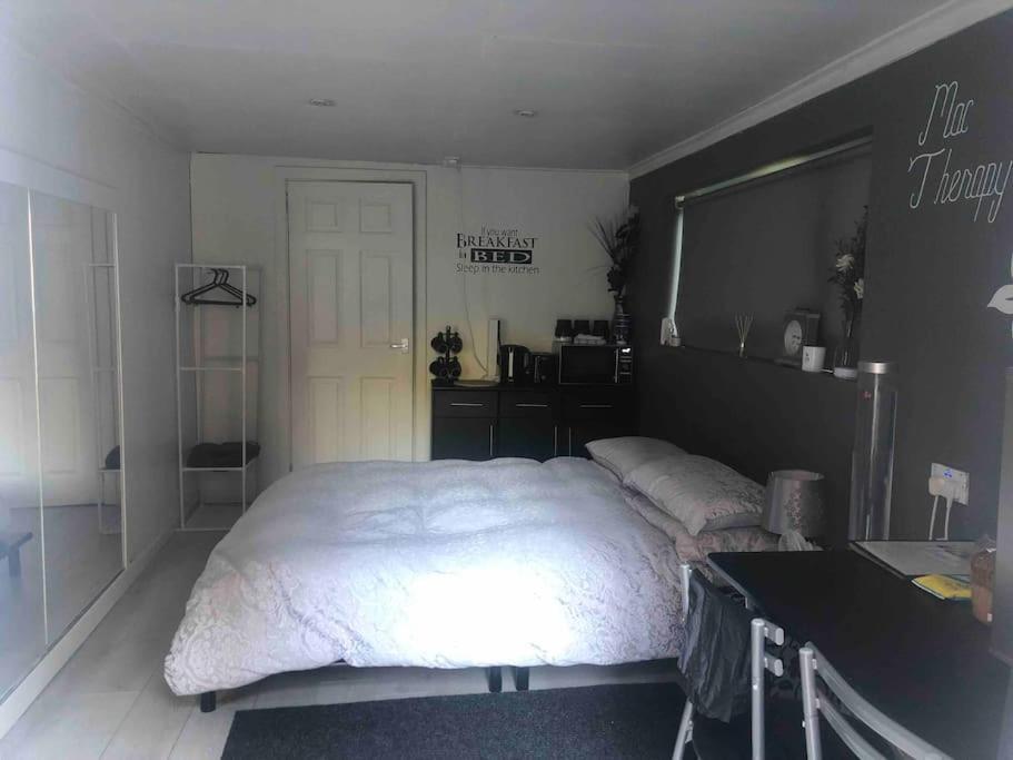 Belfast Private Room, En-Suite & Own Access Exteriör bild